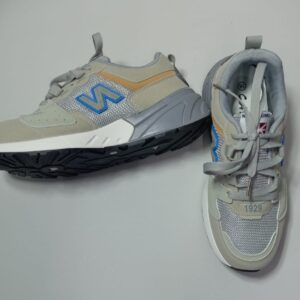 UNISEX SHOES