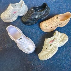 ladies-takkies-11